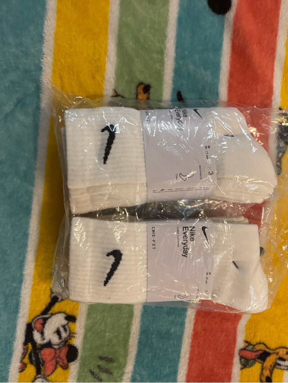 Nike White Crew Athletic Socks with Black Swoosh - 2 Pack 6 pairs